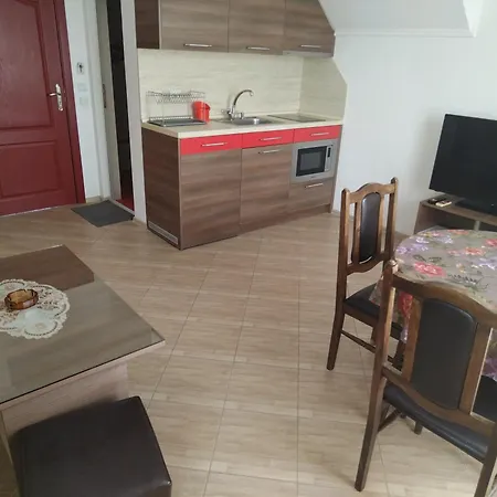 Kamelia Vendégház 4*