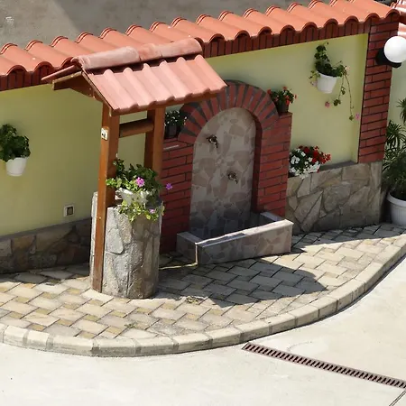 Kamelia Penzion 4*