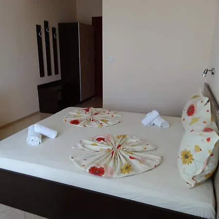 Guest house Kamelia Ahtopol