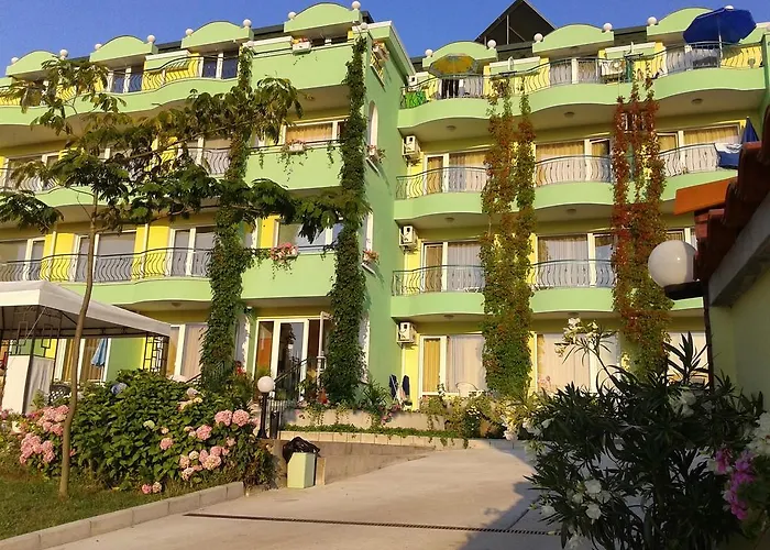 Gasthuis Kamelia Ahtopol