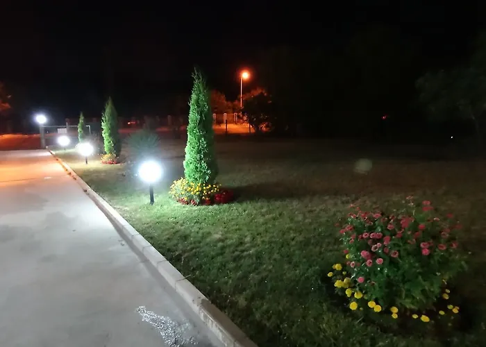 Kamelia Gasthuis Ahtopol